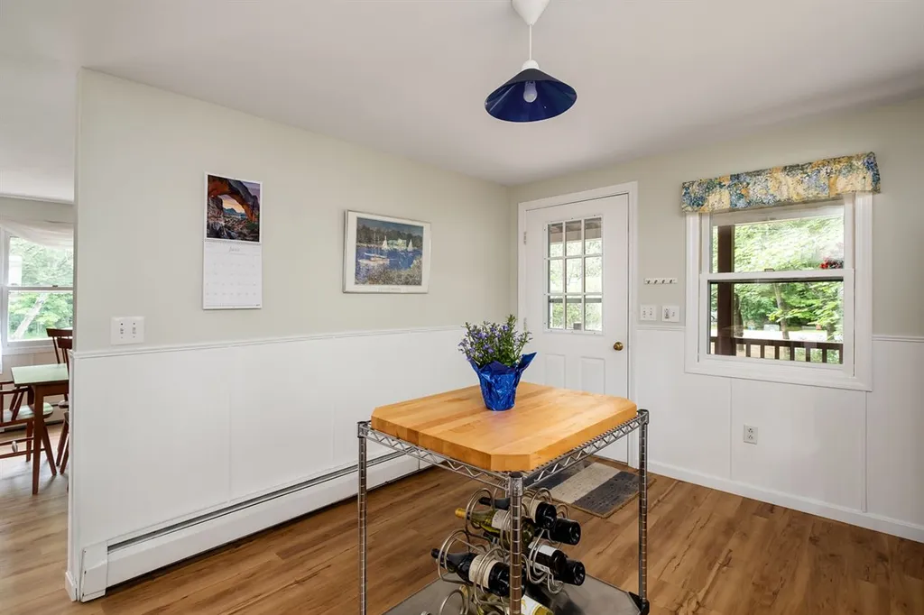 17 Beaver Dam Road South Berwick ME 03908