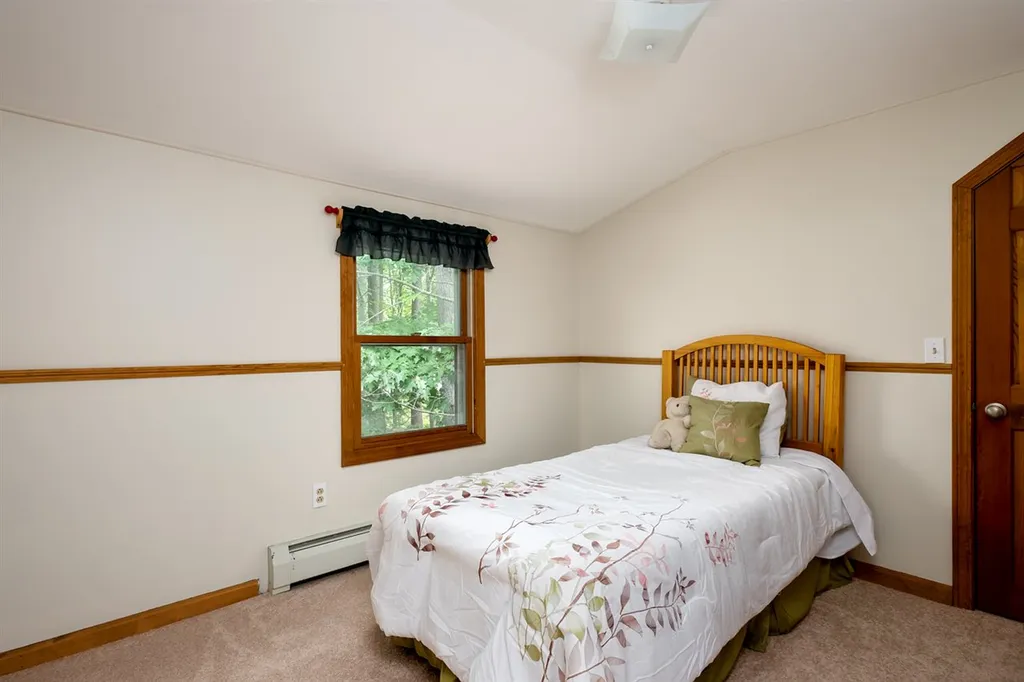 17 Beaver Dam Road South Berwick ME 03908