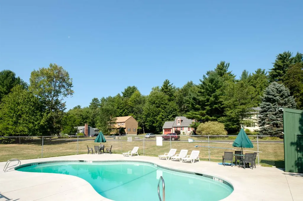 17 Beaver Dam Road South Berwick ME 03908