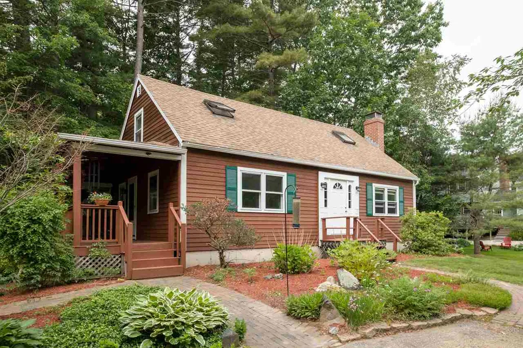 17 Beaver Dam Road South Berwick ME 03908
