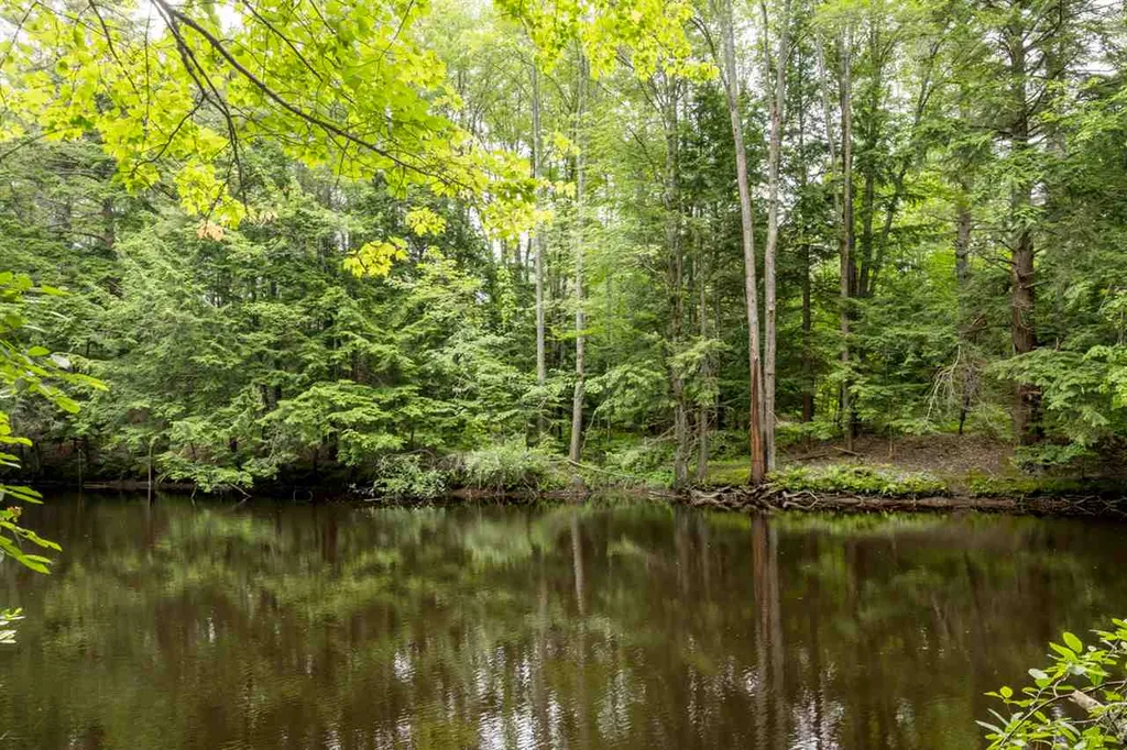 17 Beaver Dam Road South Berwick ME 03908