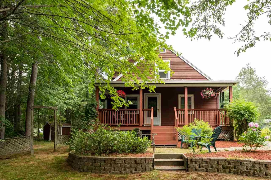 17 Beaver Dam Road South Berwick ME 03908