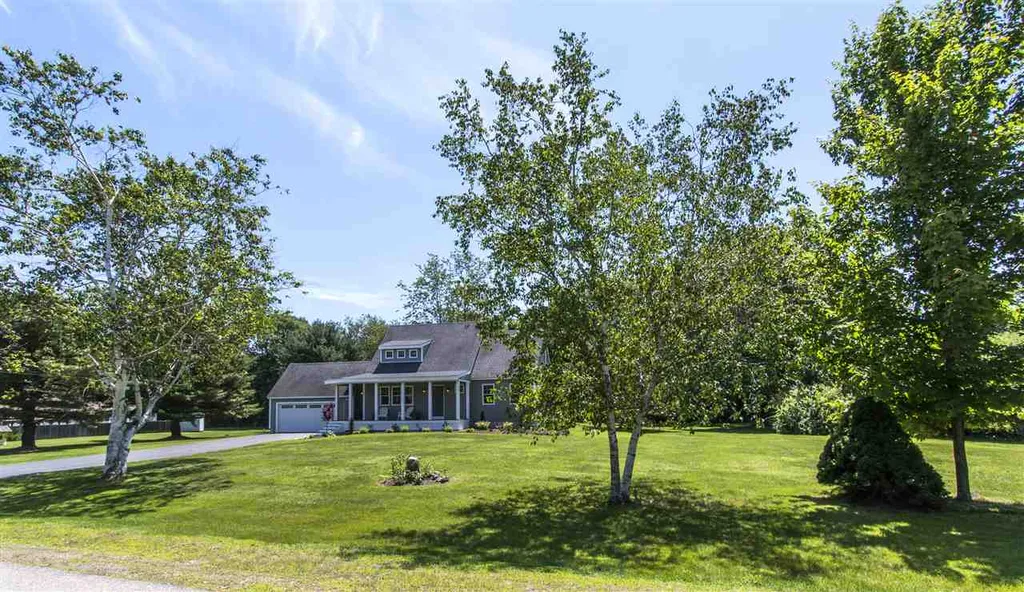 2 Coombs Farm Road Greenland NH 03840