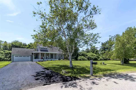 2 Coombs Farm Road Greenland NH 03840