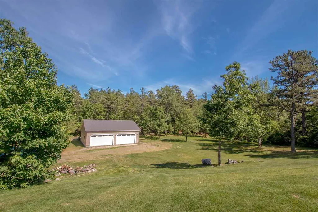 16 Caroline Drive Brownfield ME 04010