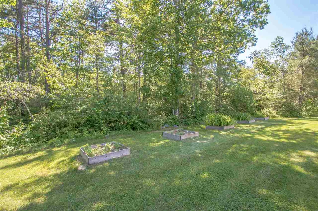 16 Caroline Drive Brownfield ME 04010