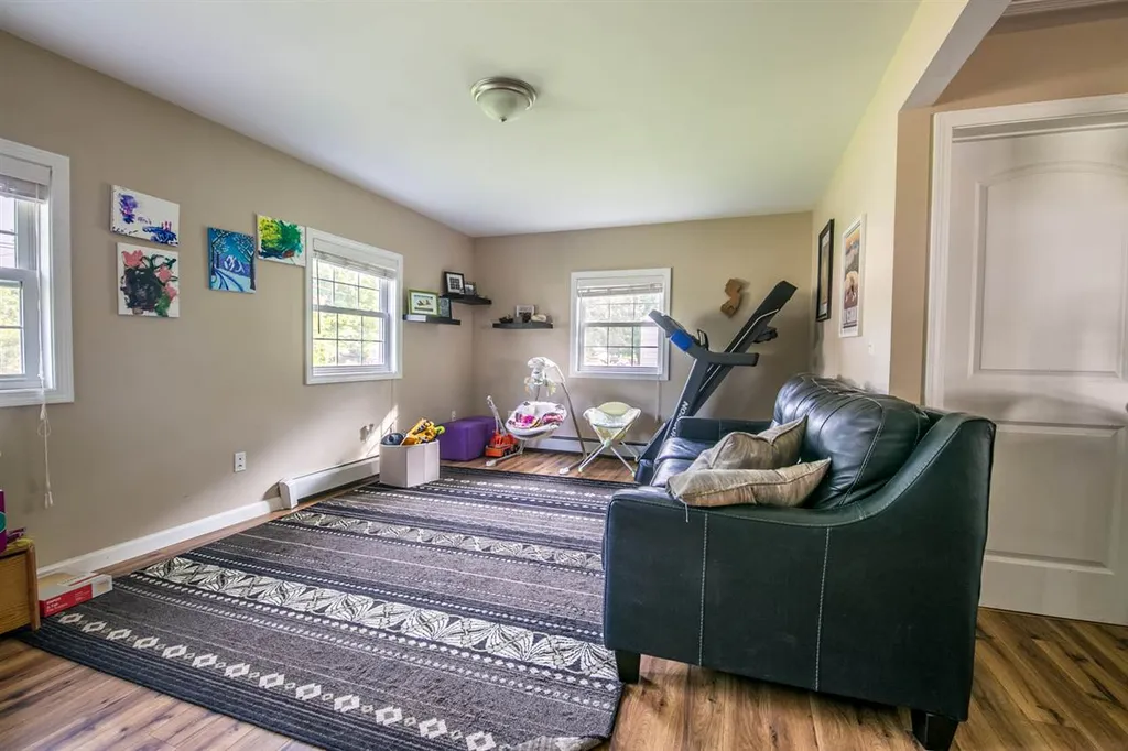 90 Loaldo Drive Burlington VT 05408