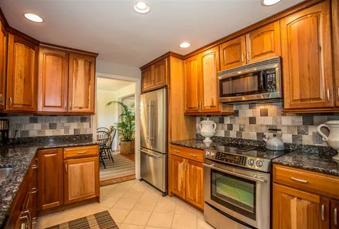 46 Old Jaffrey Road Peterborough NH 03458