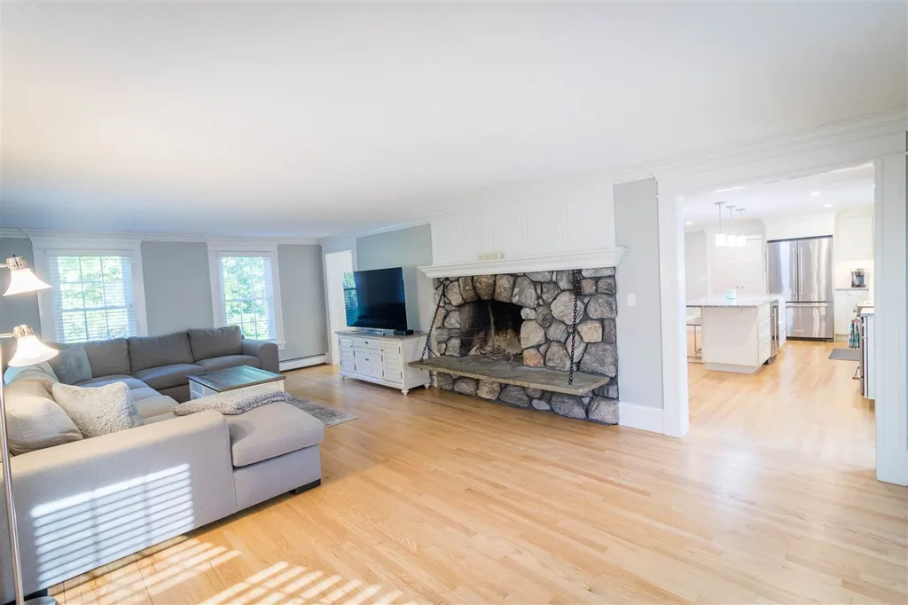 20 Ashbrook Road Exeter NH 03833