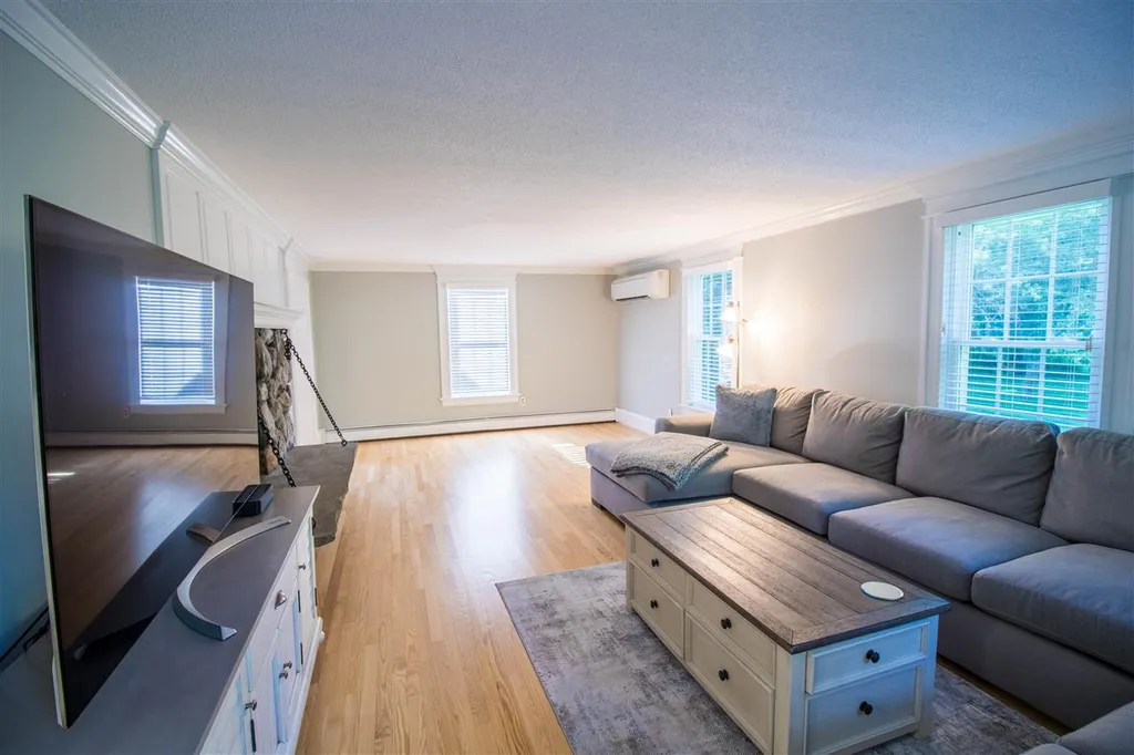 20 Ashbrook Road Exeter NH 03833