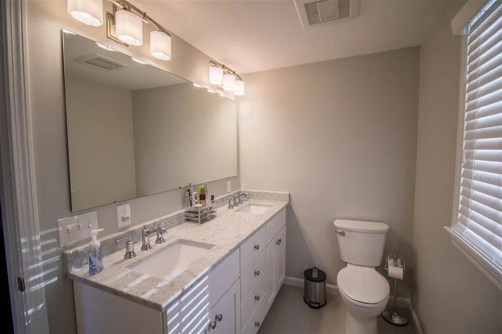 20 Ashbrook Road Exeter NH 03833