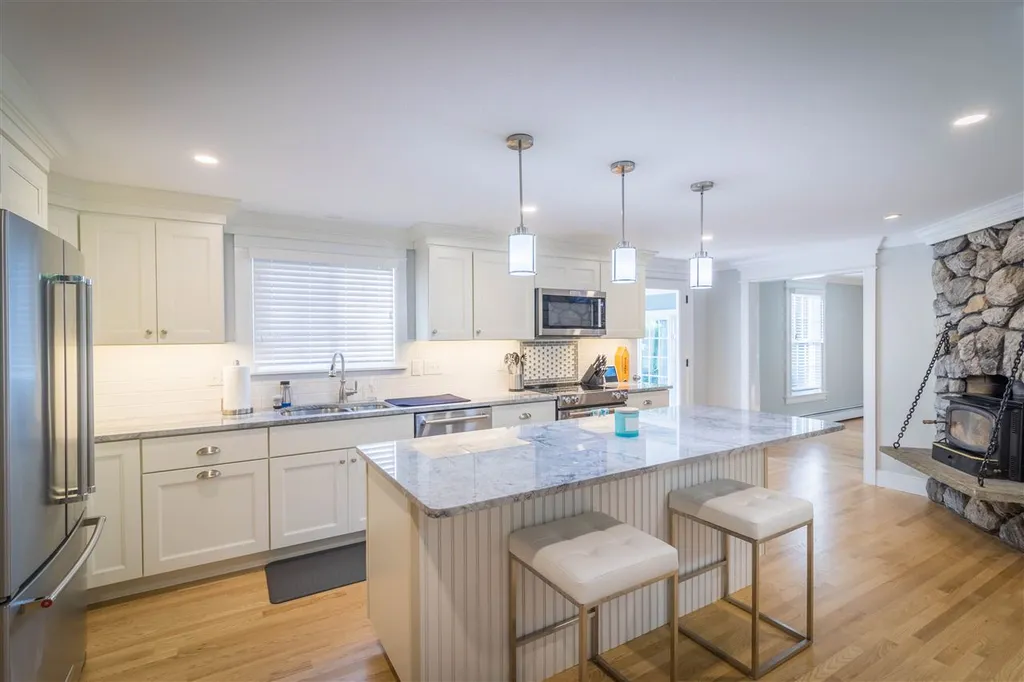 20 Ashbrook Road Exeter NH 03833
