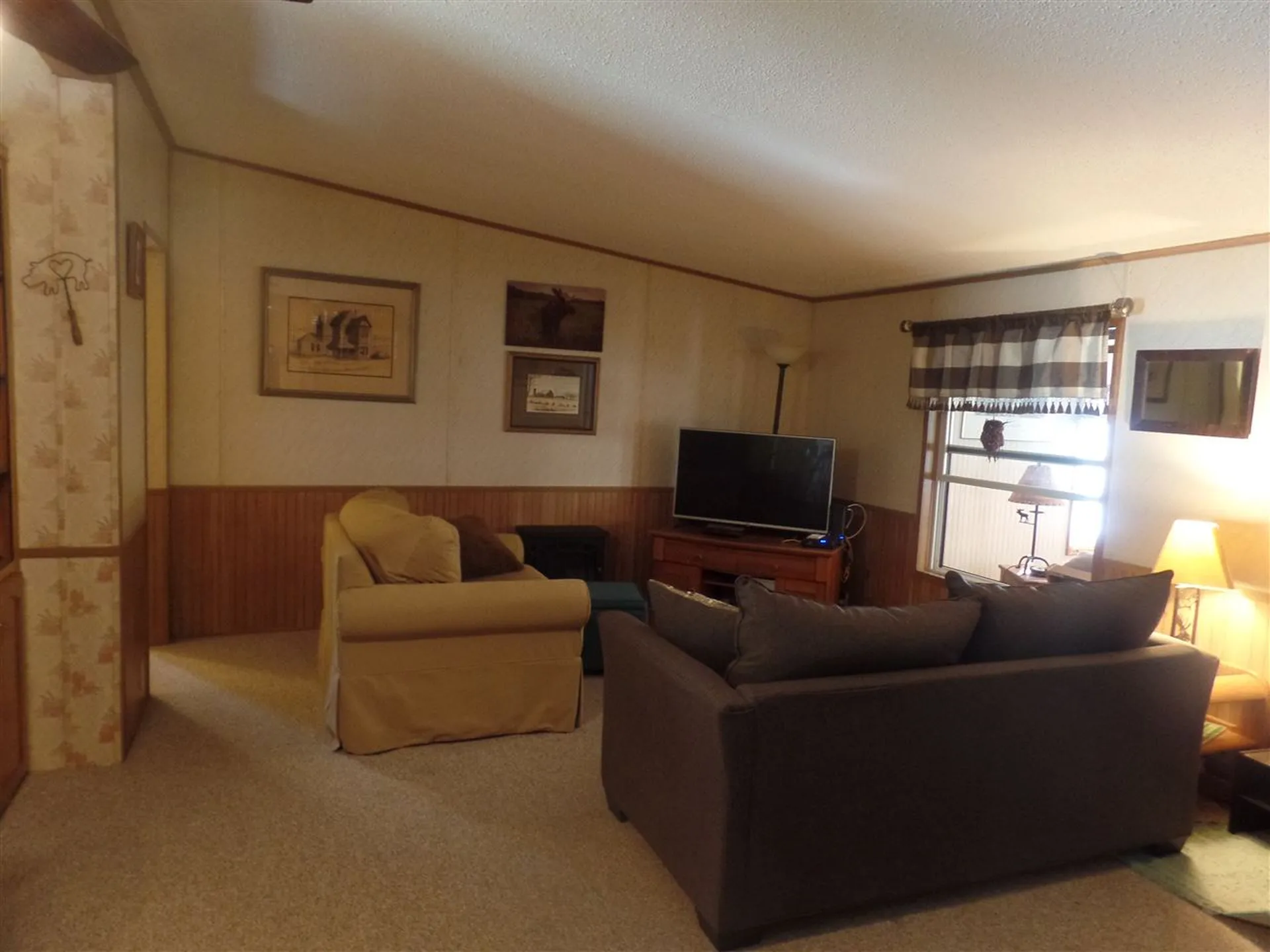 10 Malloy Avenue Gorham NH 03581
