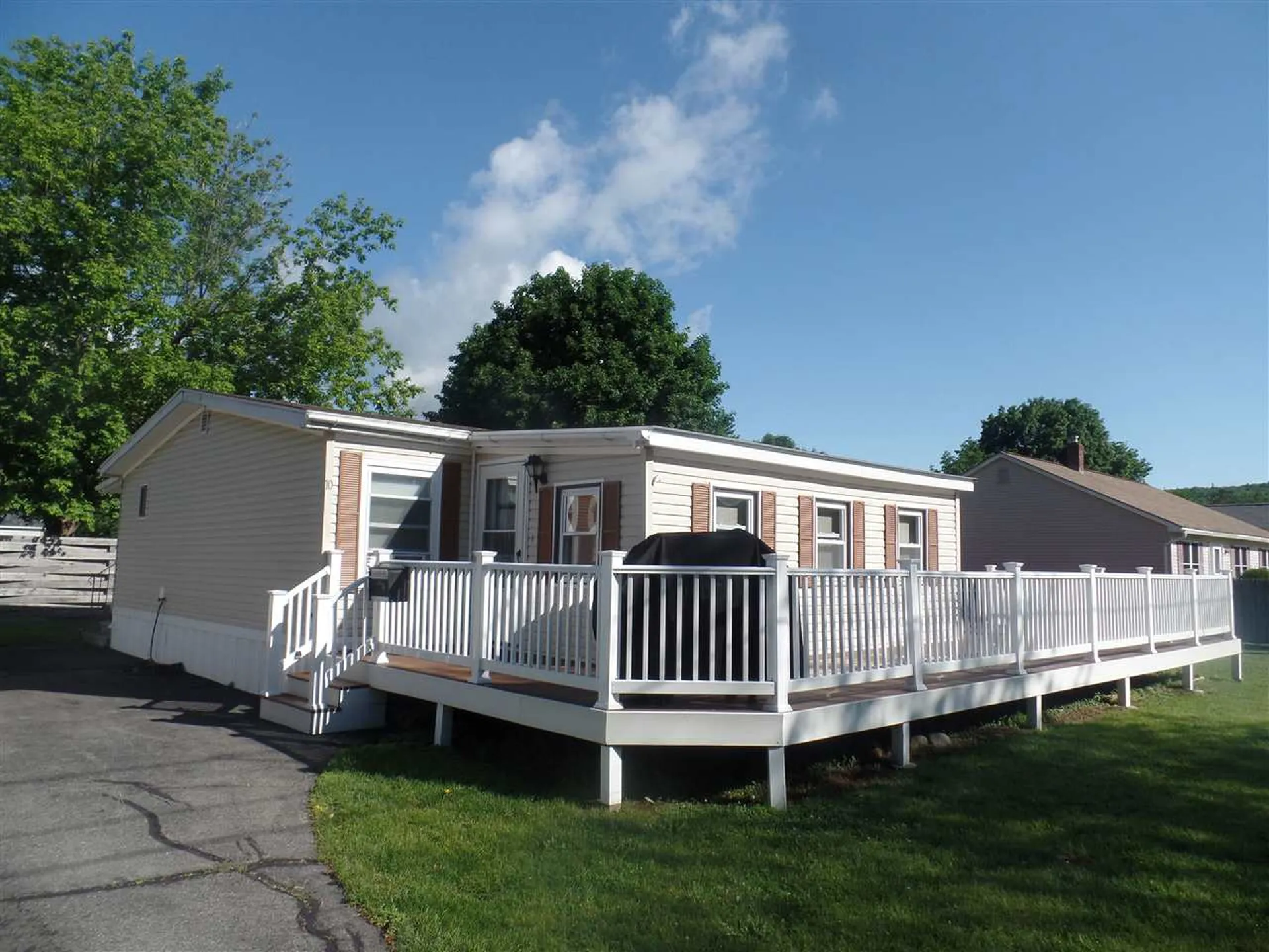 10 Malloy Avenue Gorham NH 03581