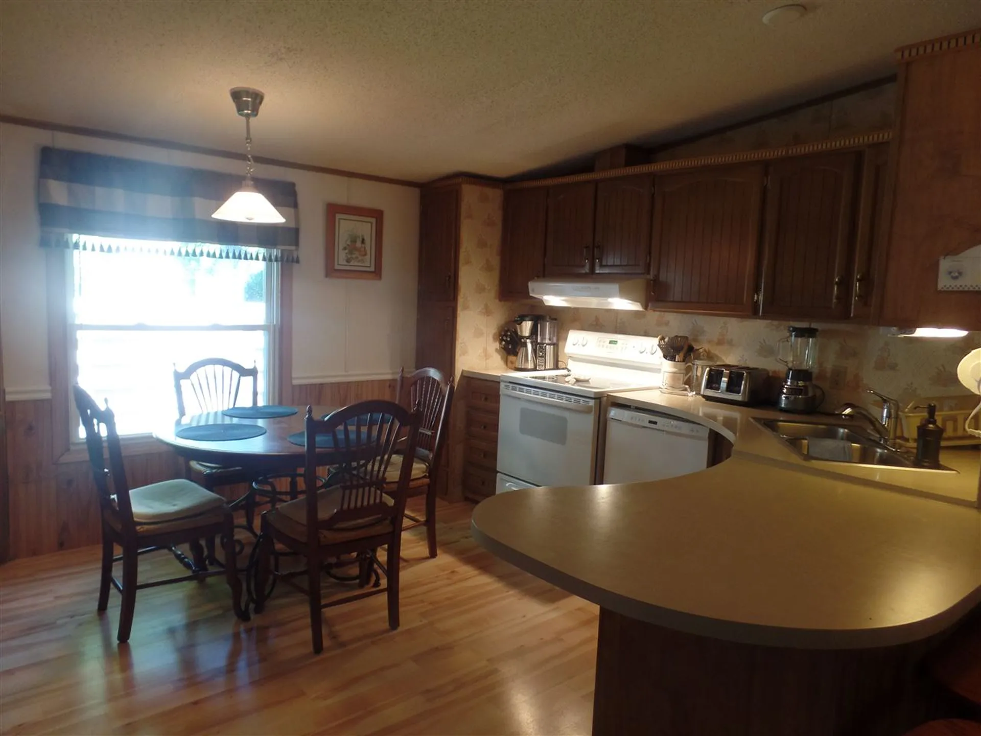 10 Malloy Avenue Gorham NH 03581