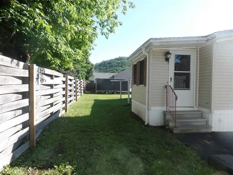 10 Malloy Avenue Gorham NH 03581