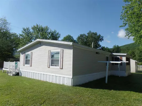 10 Malloy Avenue Gorham NH 03581