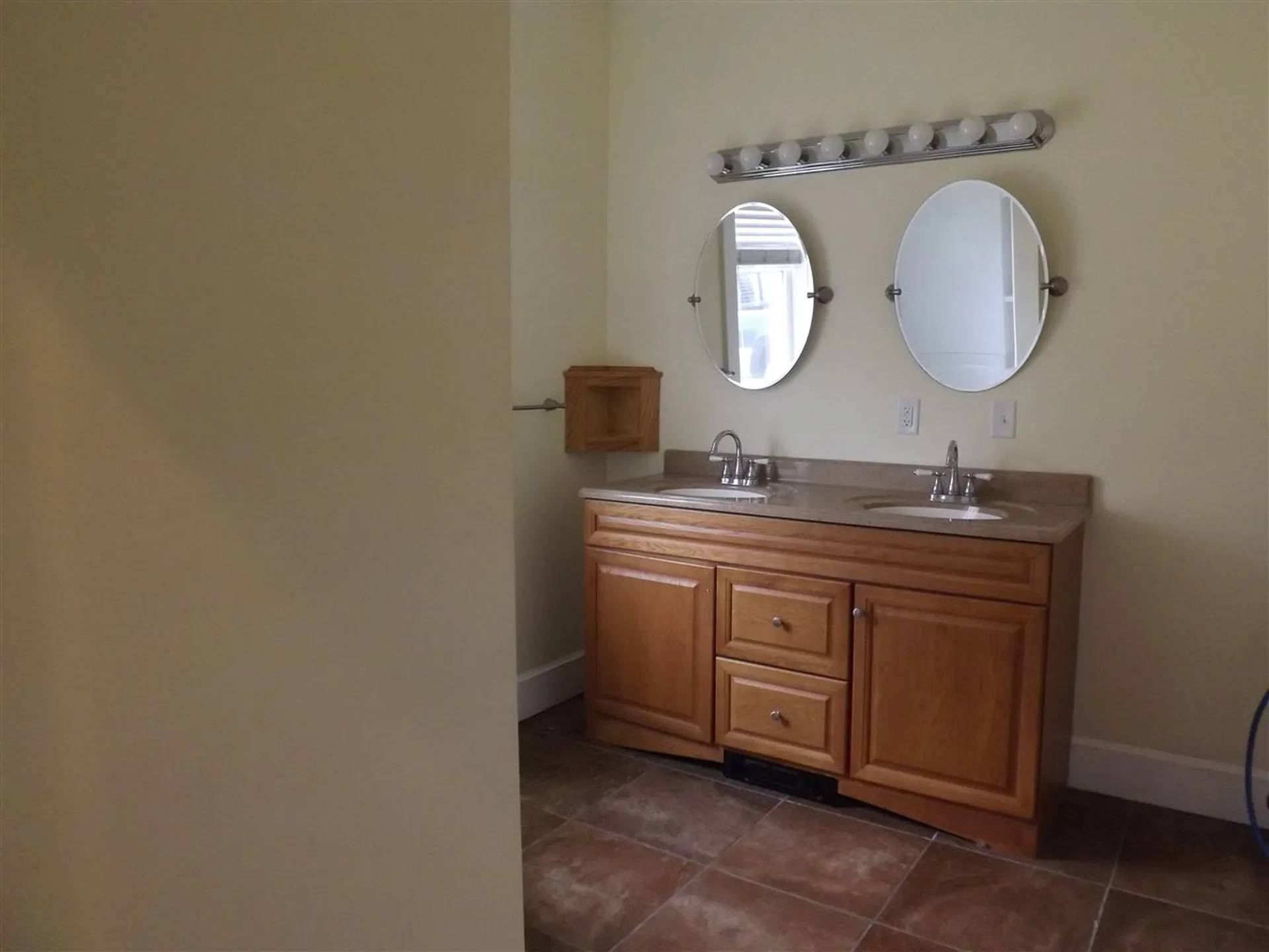 286 South Main Street Seabrook NH 03874