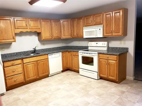 225A Taylor Circle Pembroke NH 03275