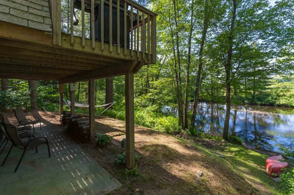 60 Prescott Road Raymond NH 03077