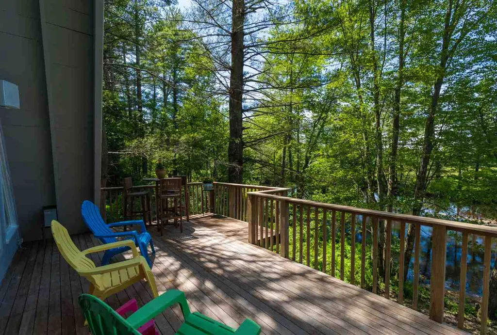 60 Prescott Road Raymond NH 03077