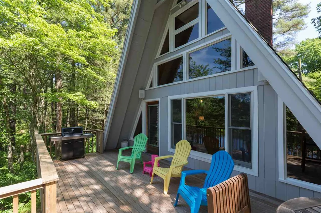 60 Prescott Road Raymond NH 03077
