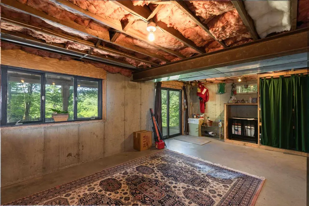 60 Prescott Road Raymond NH 03077