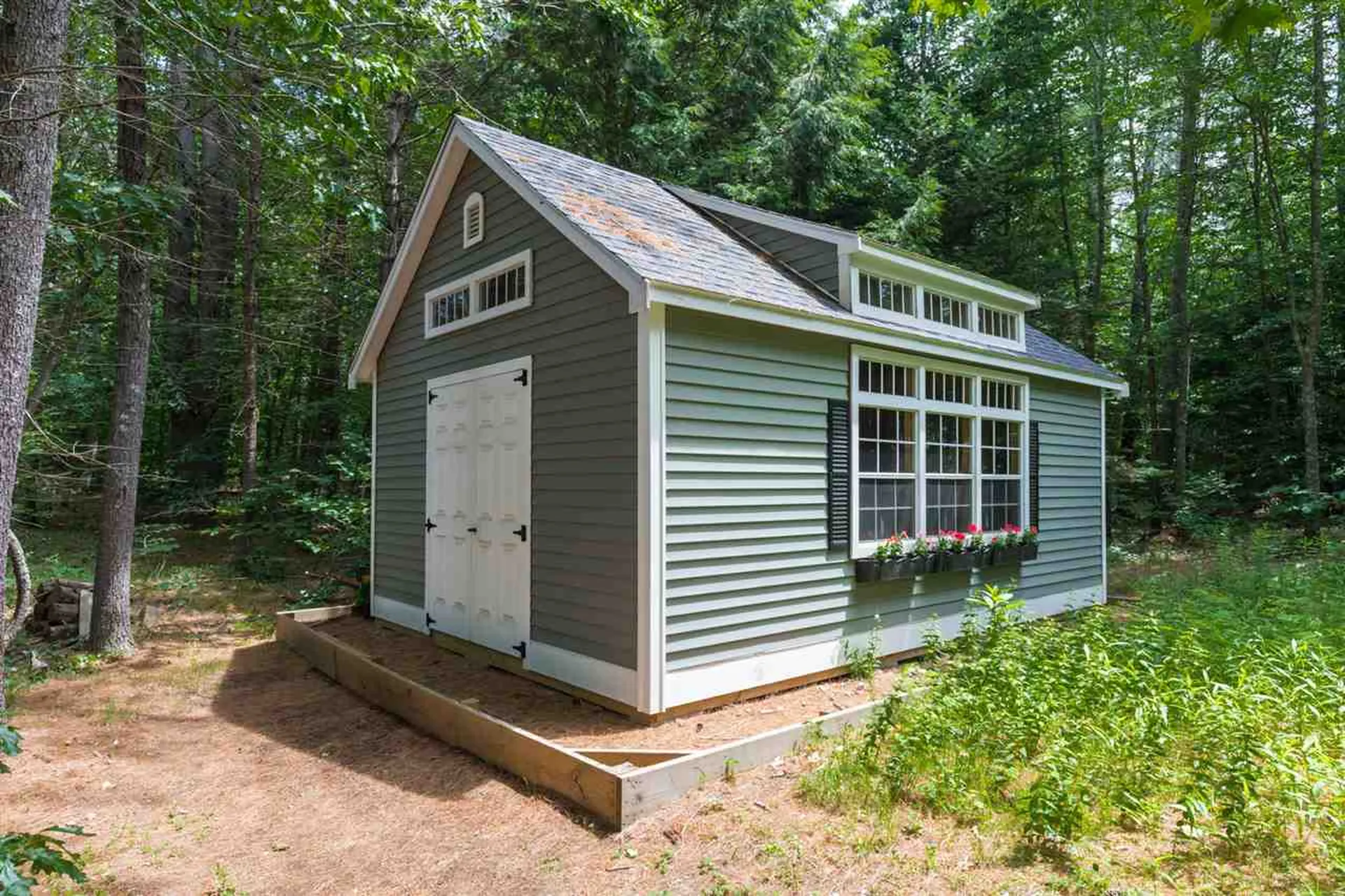 60 Prescott Road Raymond NH 03077
