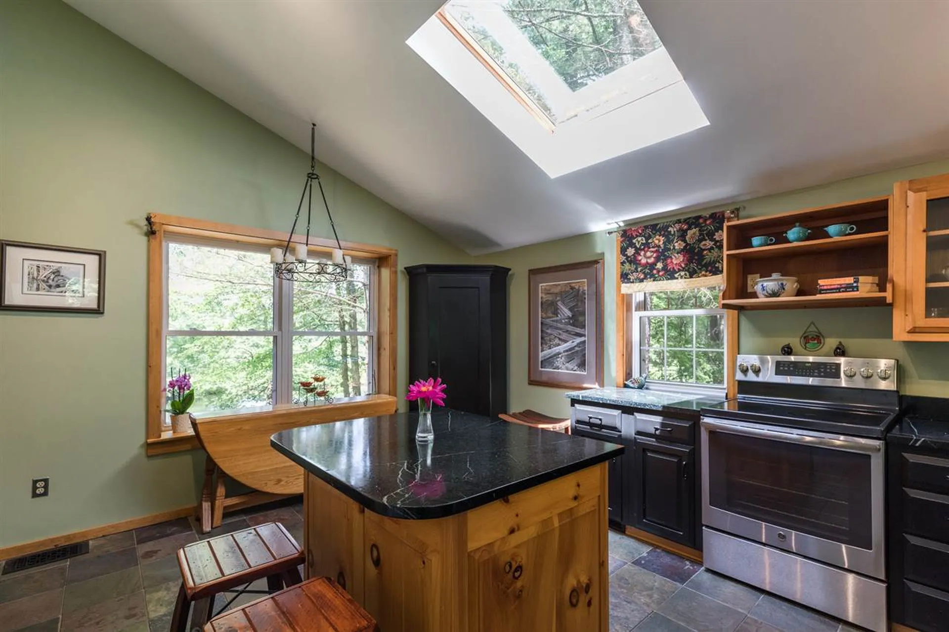 60 Prescott Road Raymond NH 03077