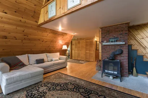 60 Prescott Road Raymond NH 03077