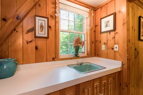 60 Prescott Road Raymond NH 03077