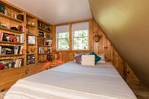 60 Prescott Road Raymond NH 03077