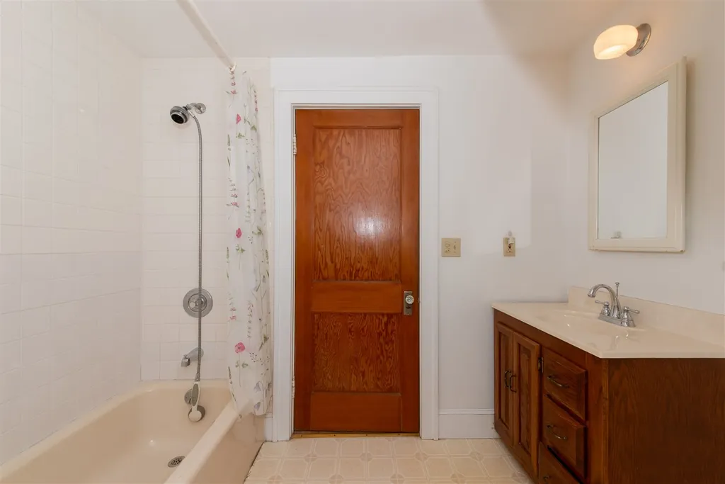 120 Mount Vernon Street Dover NH 03820