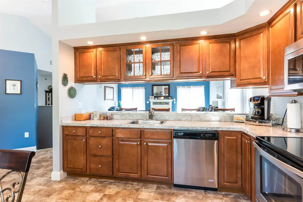 10 Evergreen Drive Newton NH 03858