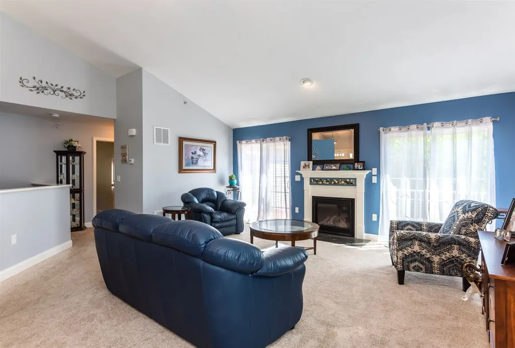 10 Evergreen Drive Newton NH 03858