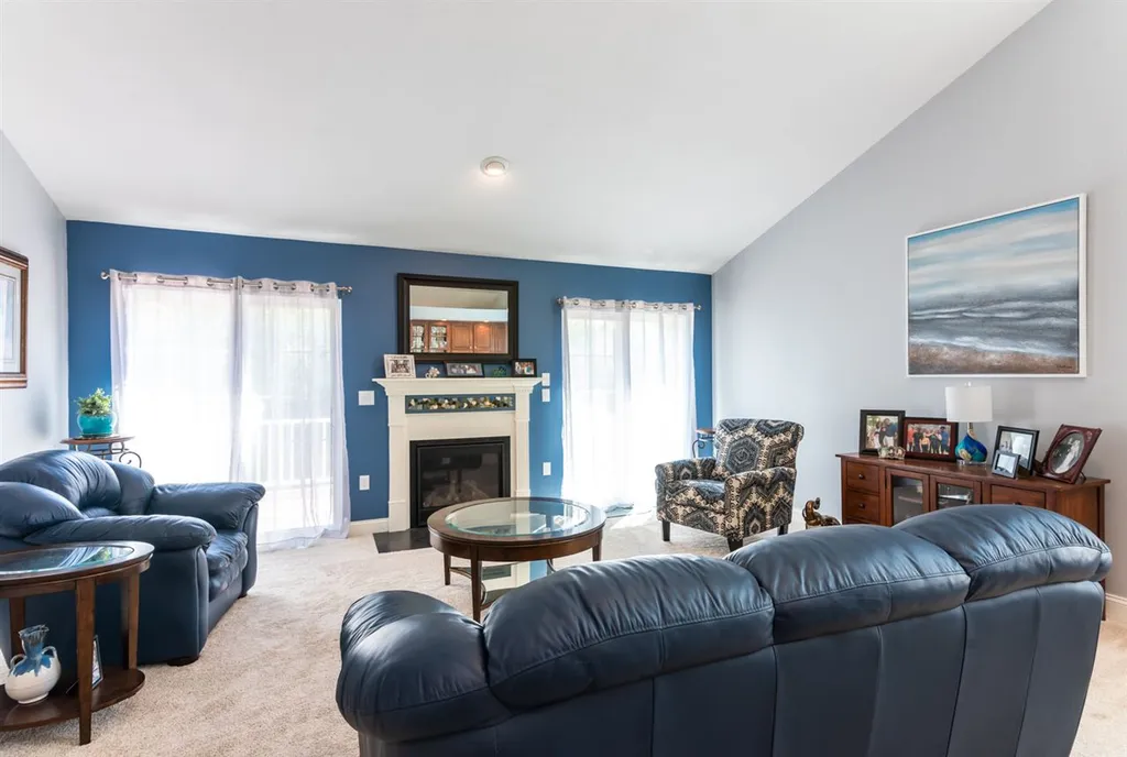 10 Evergreen Drive Newton NH 03858