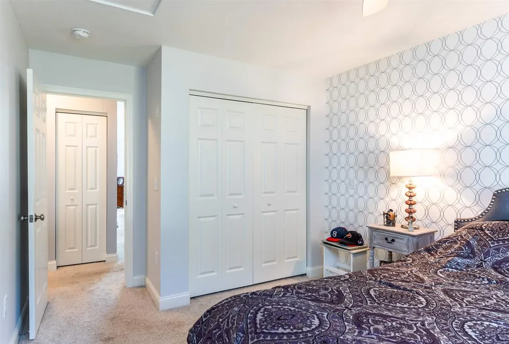 10 Evergreen Drive Newton NH 03858