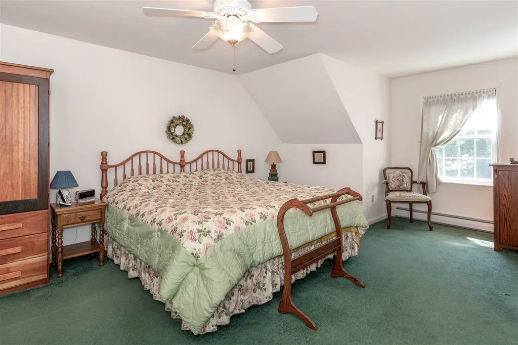 33 Blake Road Meredith NH 03253