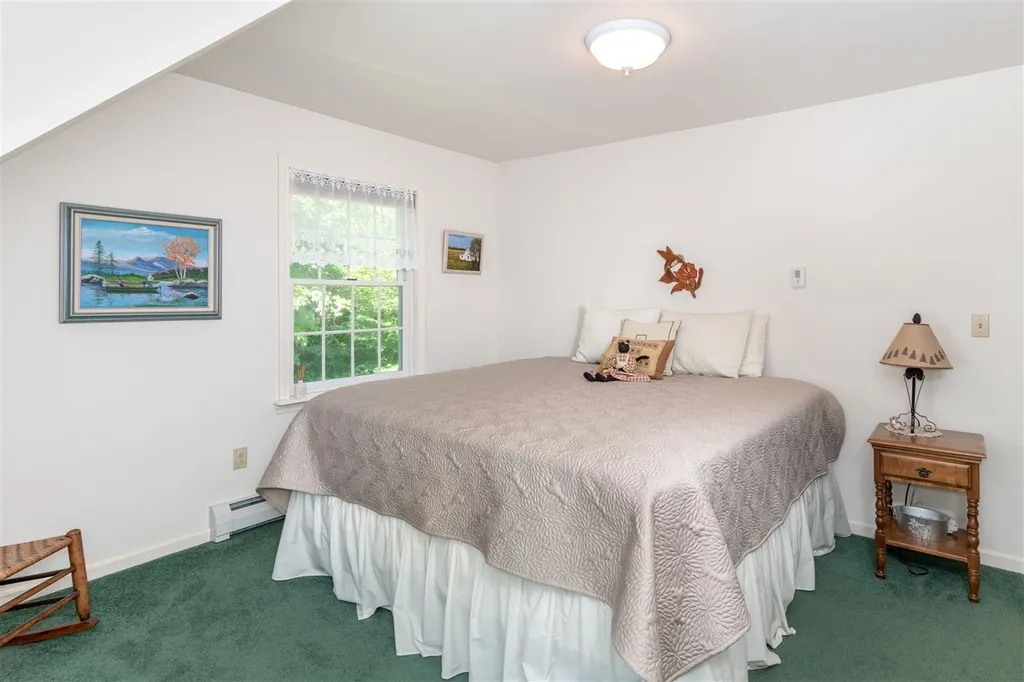 33 Blake Road Meredith NH 03253