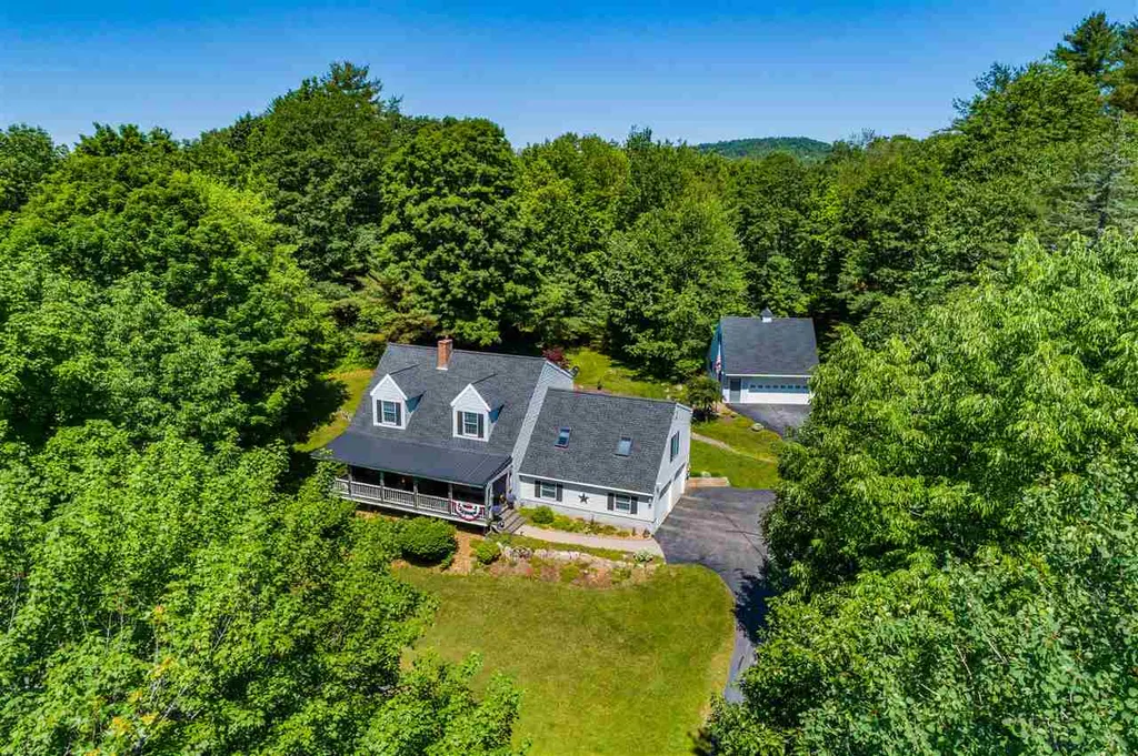 33 Blake Road Meredith NH 03253