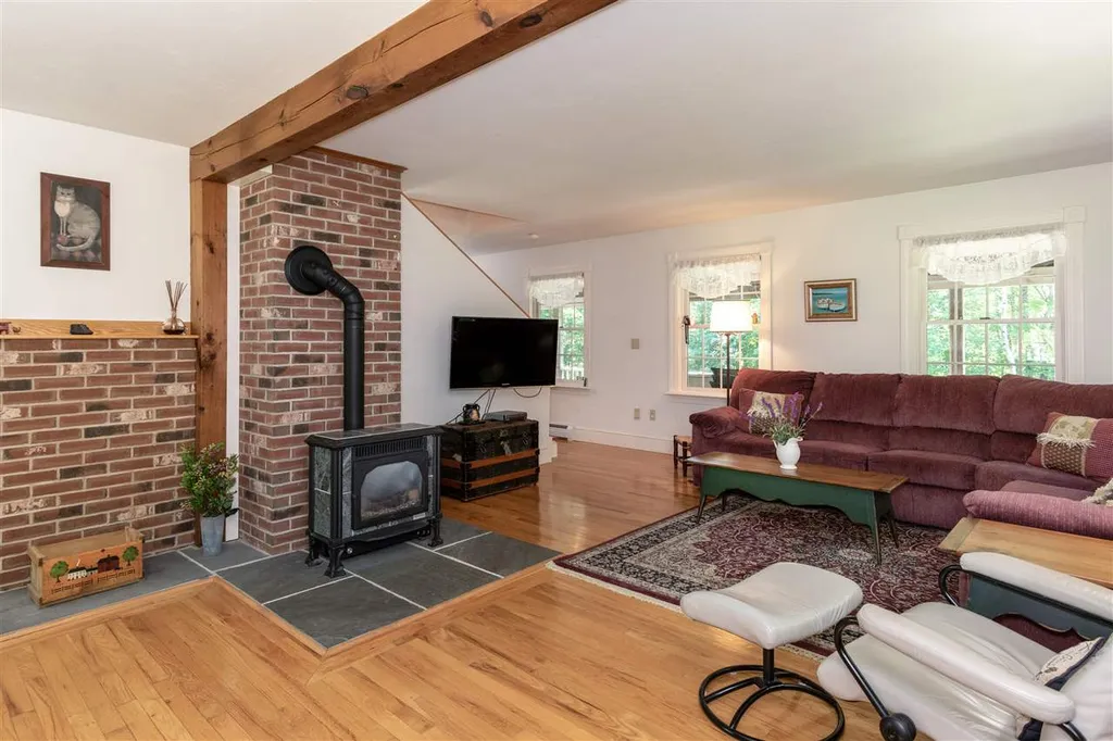 33 Blake Road Meredith NH 03253