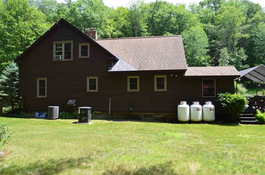 5 Old Sullivan Road Gilsum NH 03448