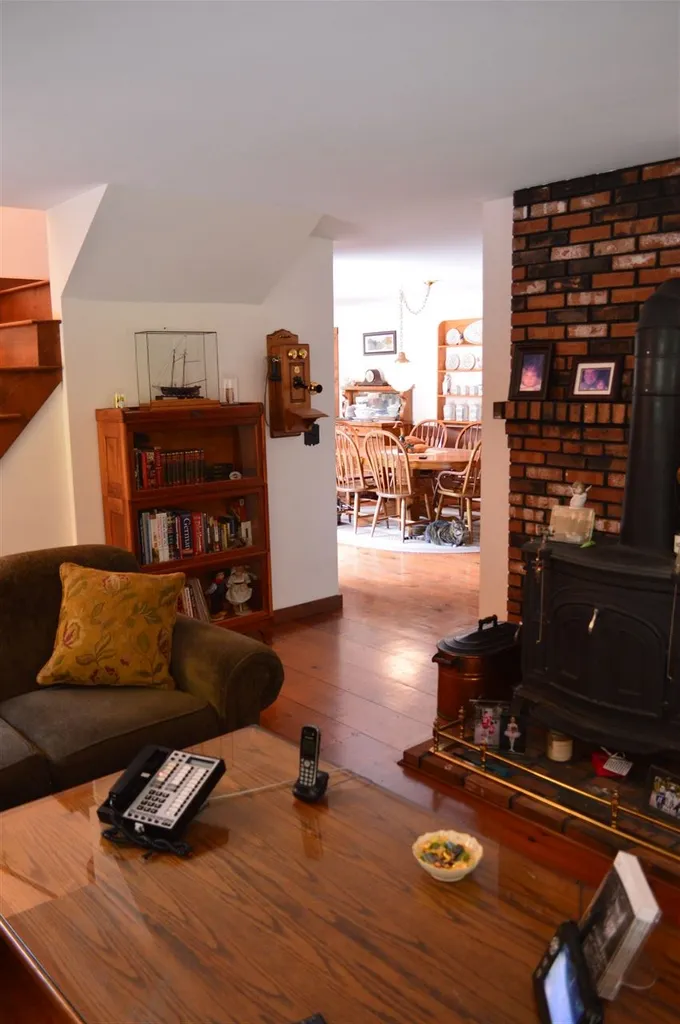 5 Old Sullivan Road Gilsum NH 03448