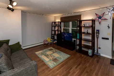 96 Bellamy Woods Dover NH 03820