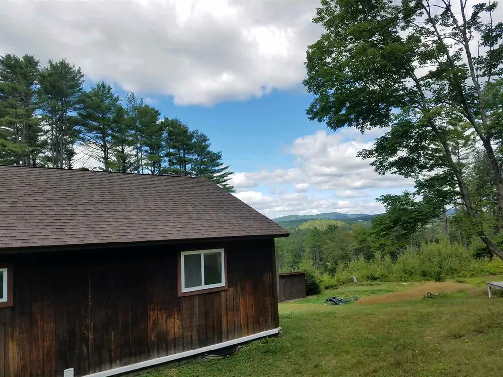 44 Cary Street Newport NH 03773