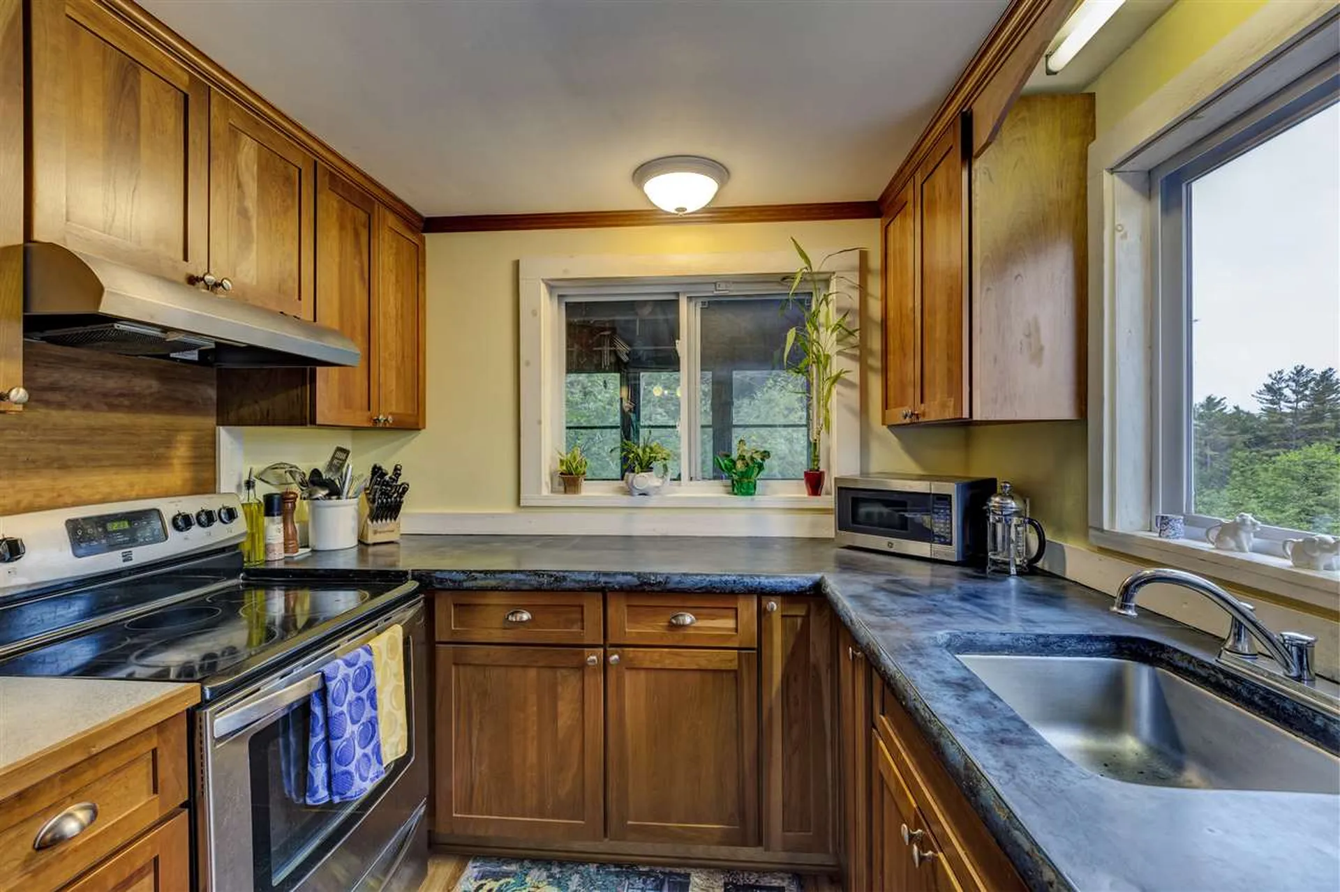 44 Cary Street Newport NH 03773