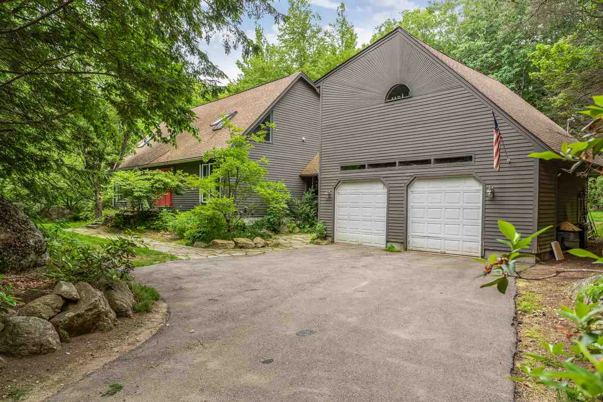 1612 Parker Mountain Road Strafford NH 03884