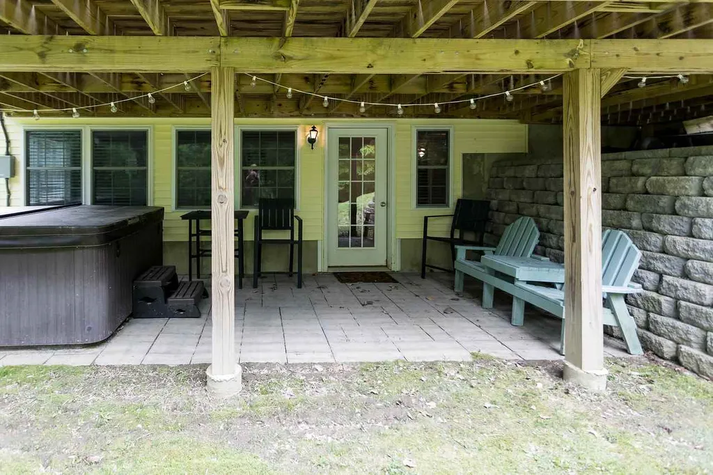 129 Lucas Pond Road Northwood NH 03261