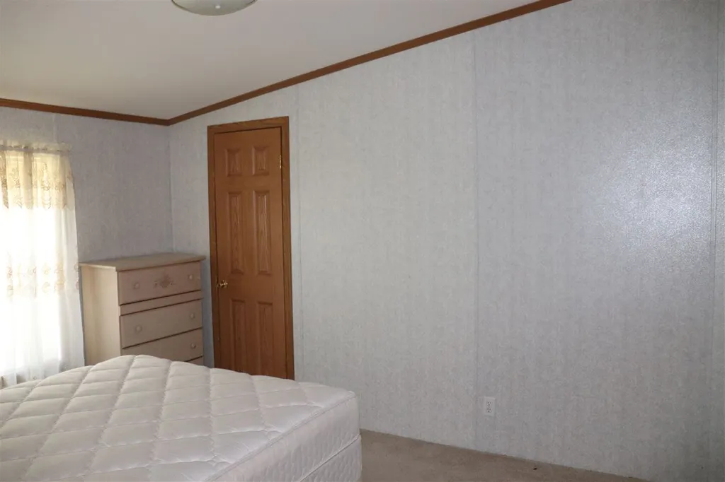 174 Spruce Drive Farmington NH 03835