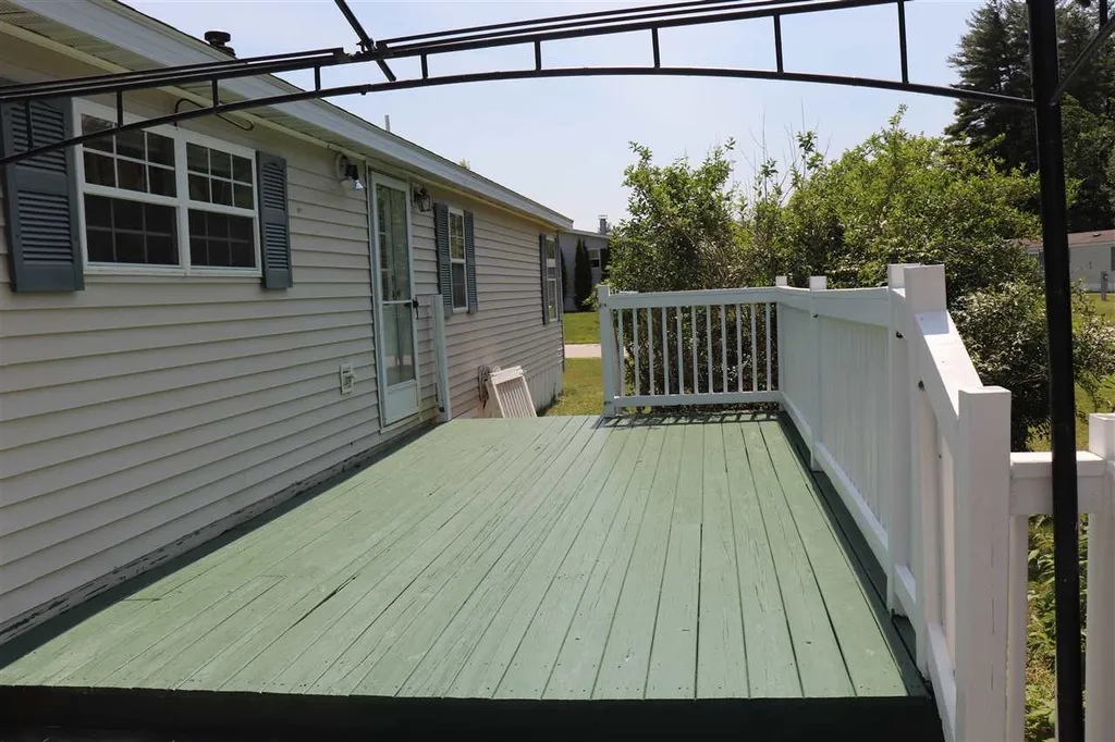 174 Spruce Drive Farmington NH 03835